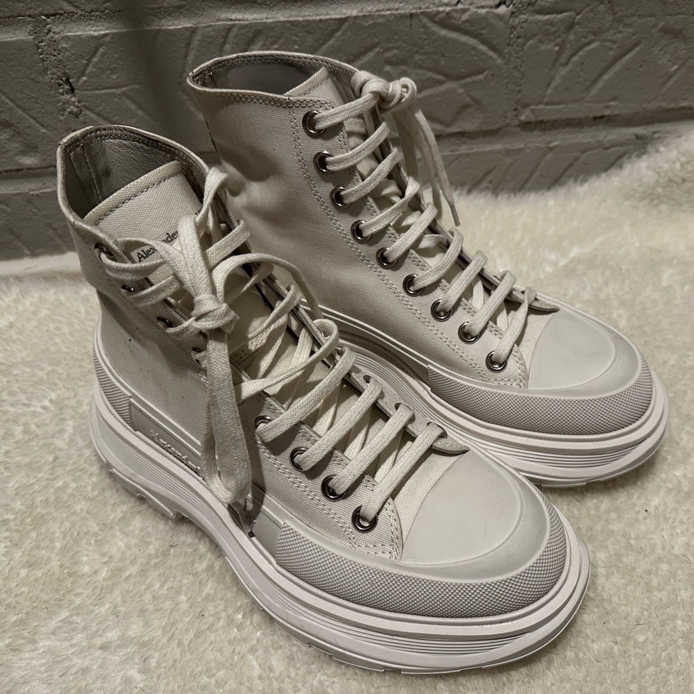 Alexander McQueen Tread Slick High-Top Sneaker Size 38.5 - Picture 2 of 12